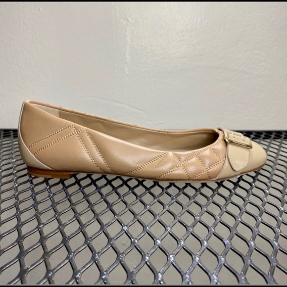 Burberry Avon Qui Nude Flats Size 6 NWOT - Picture 4 of 6
